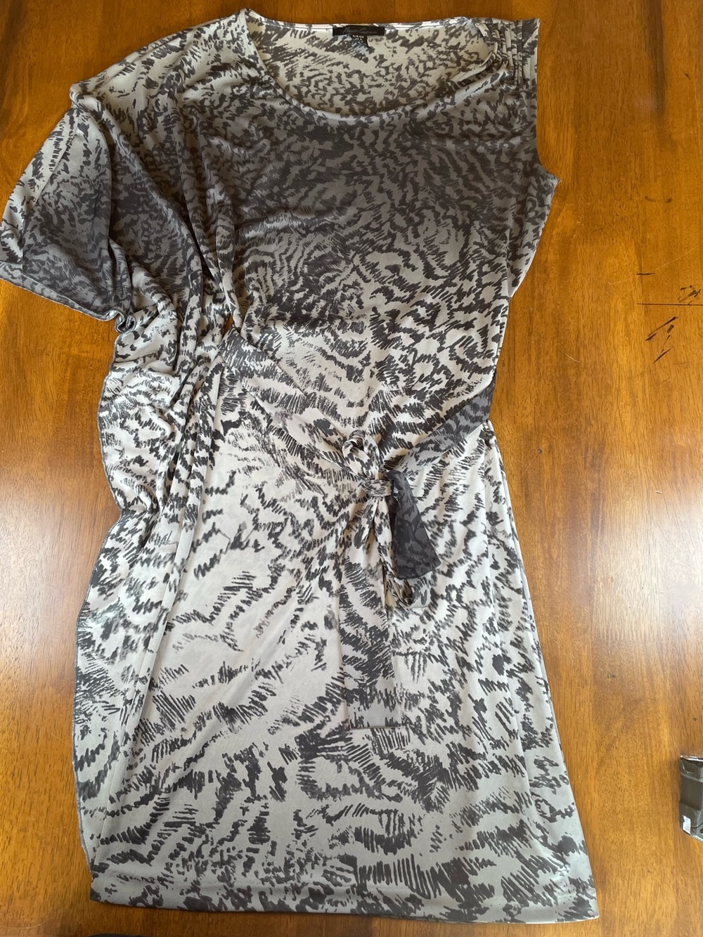 Kenneth Cole New York Gray Abstract-Print Dress with Side Tie